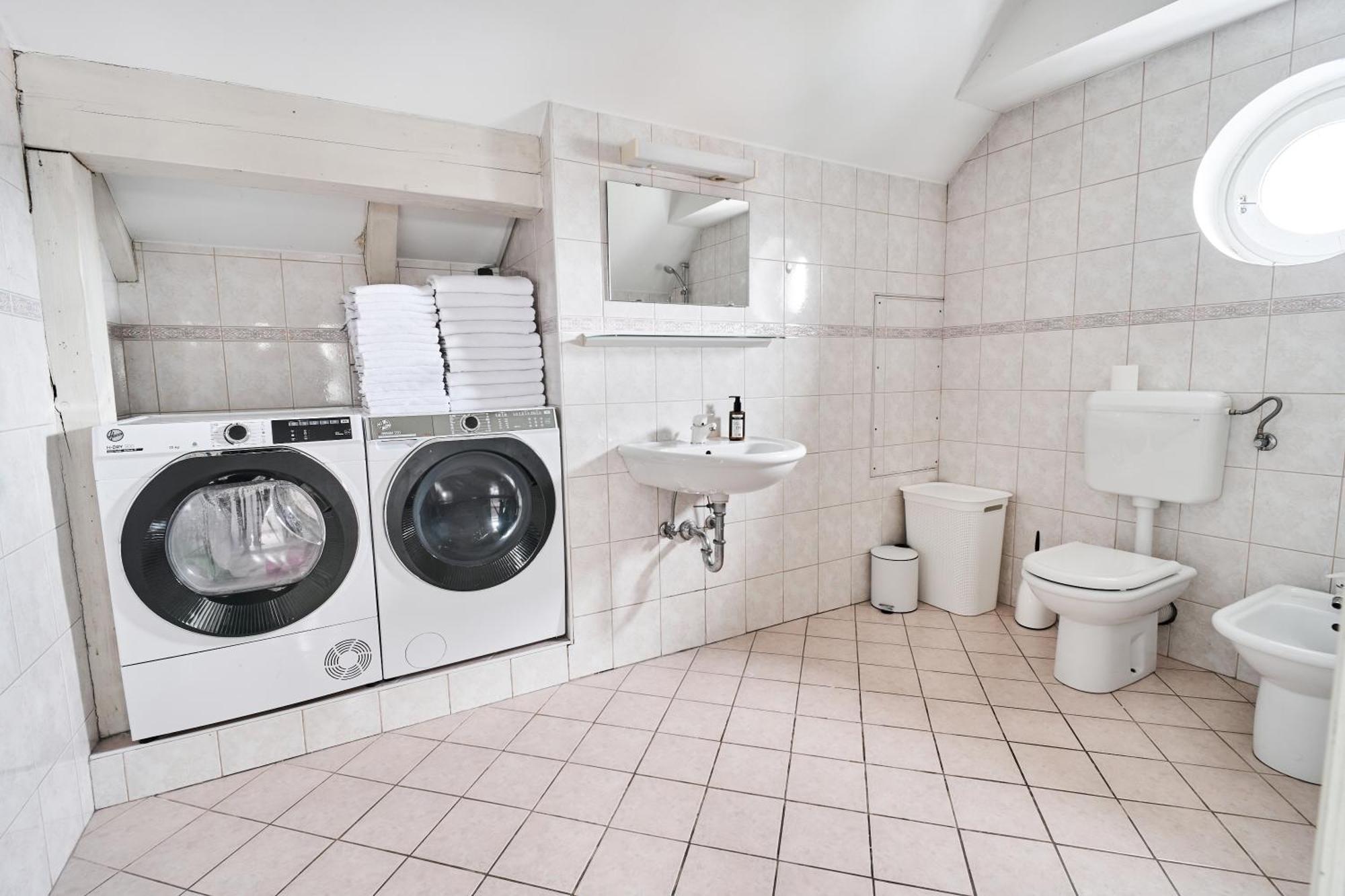 Matic Spacious Modern Apartment Любляна Экстерьер фото
